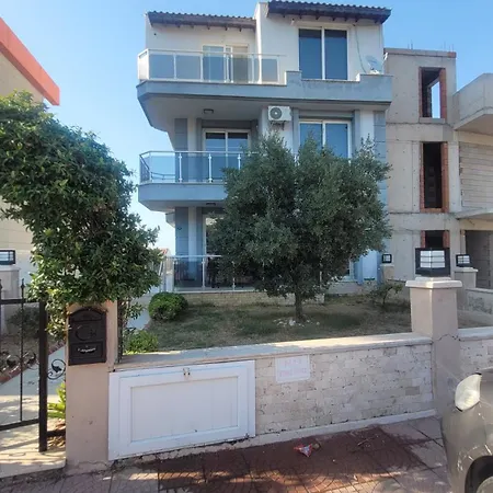 Sea View House Semesterbostad *