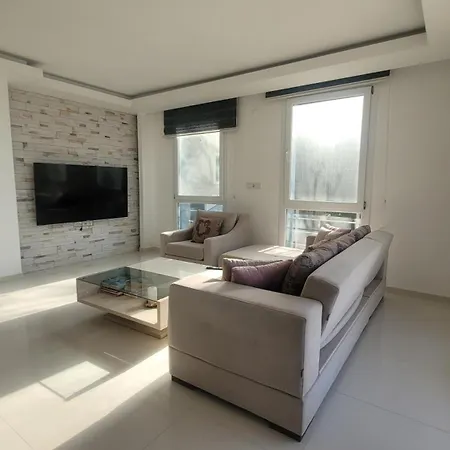 Sea View House *